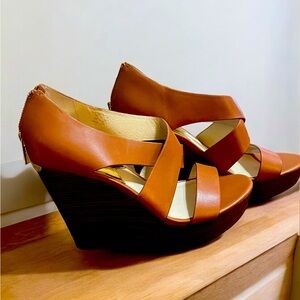 Micheal Kors Platform Sandals